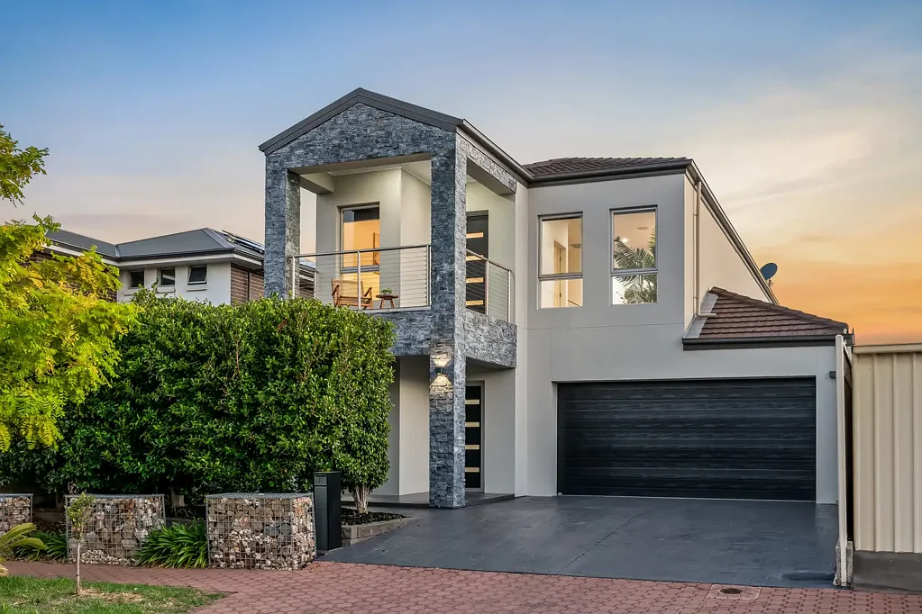 31 Claremont Avenue, Oakden, SA 5086
