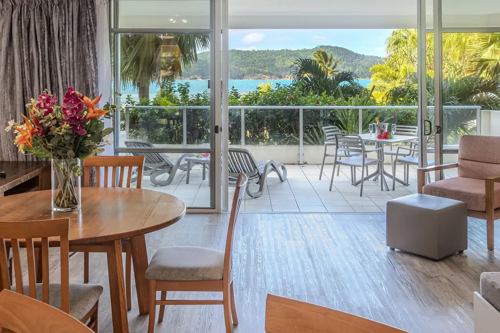 Boyne Island 1Kwarto Front and Centre on Catseye Beach!