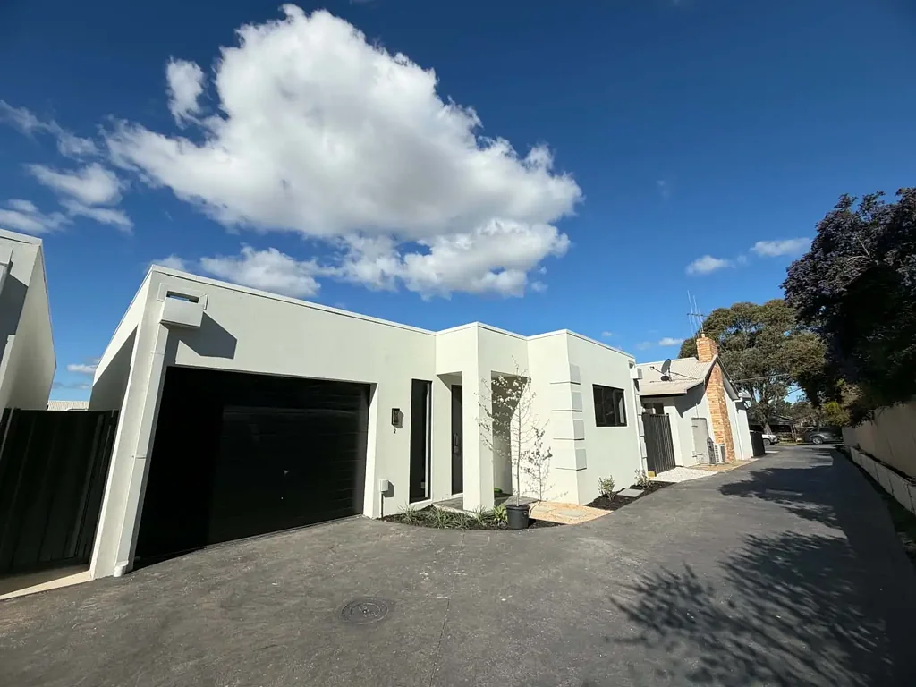 Eaglehawk 3房  LUXURY UNIT ,BRAND NEW, SECURITY,..3 BEDROOM, 2 BATHROOM, QUIET LOCATION READY TO MOVE INTO..