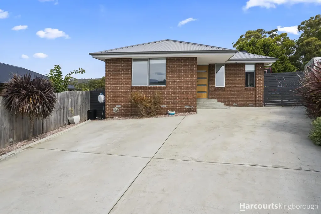 8 Space Court, Snug, TAS 7054