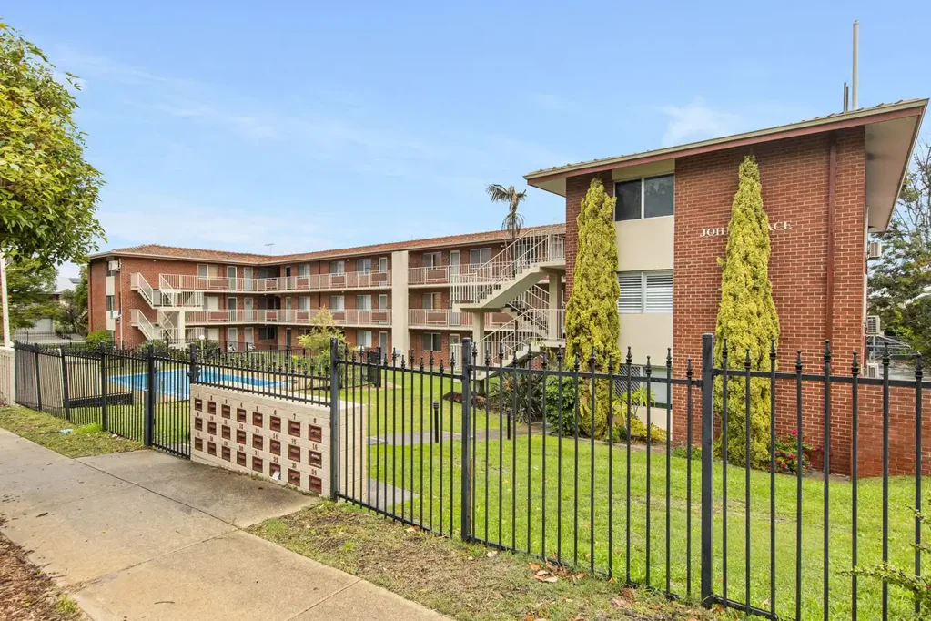 Maylands 1 Bedroom UNDER OFFER!!!