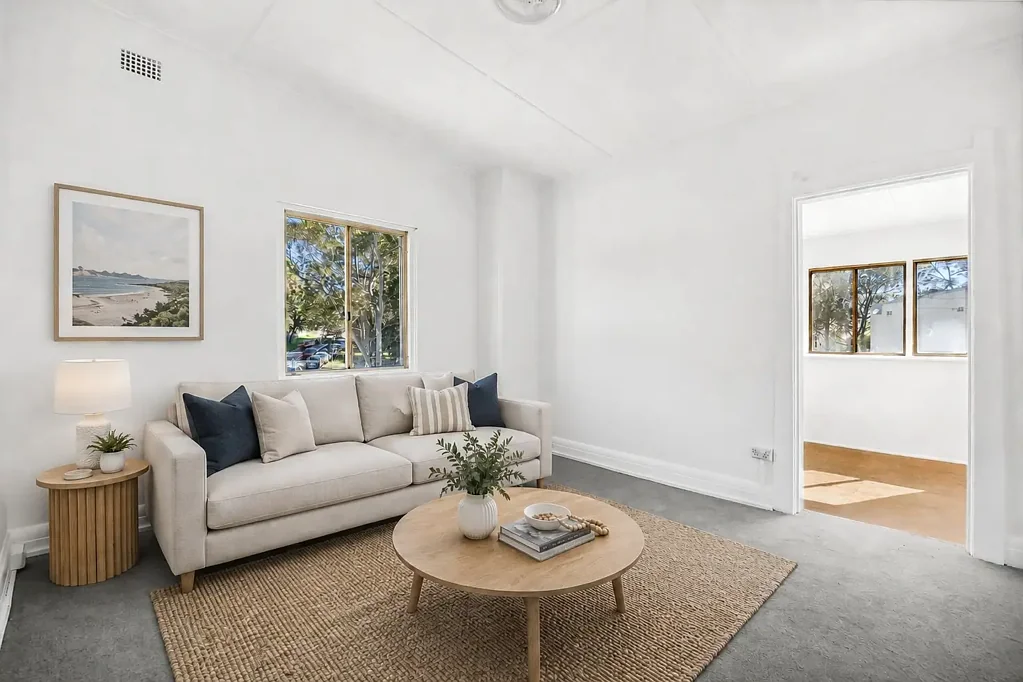Well Priced & Ultra-Convenient Location