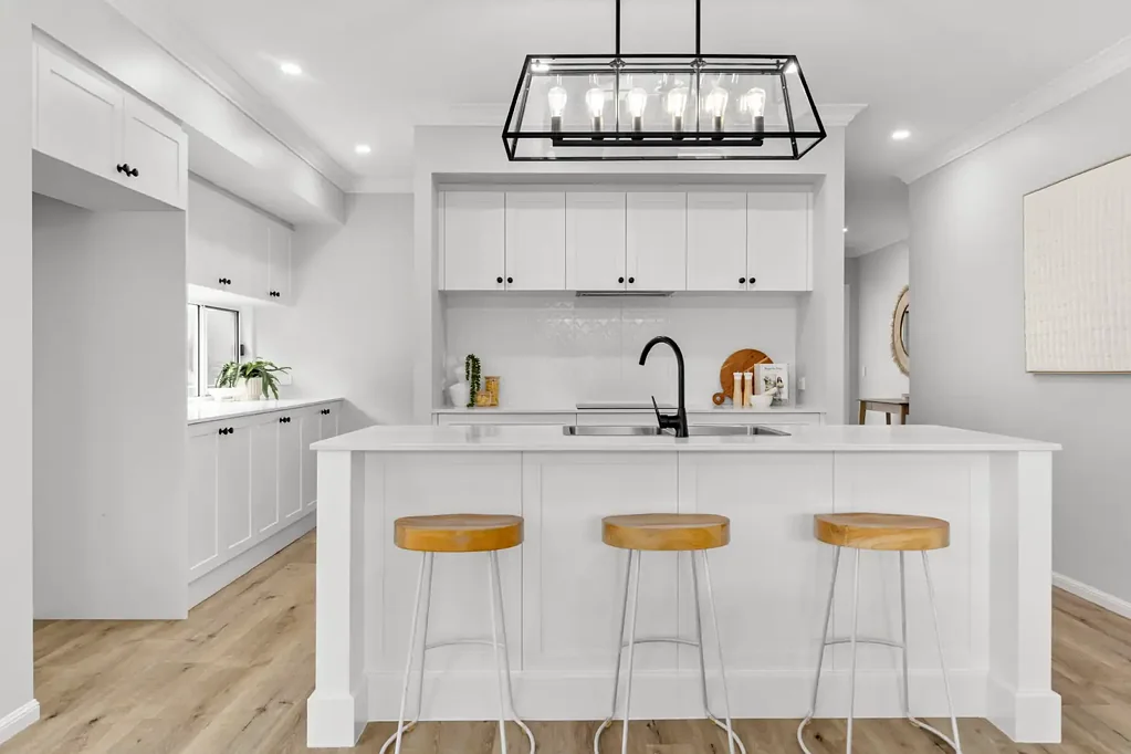 Currumbin Waters 4 Slaapkamer LUXURY COASTAL LIVING - FREE STANDING TOWNHOUSE IN A PRIME CURRUMBIN ENCLAVE