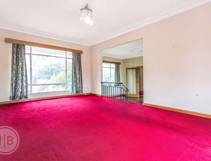 19 Lockhart Street, Como, WA 6152, 3 Bedrooms, 1 Bathrooms, House