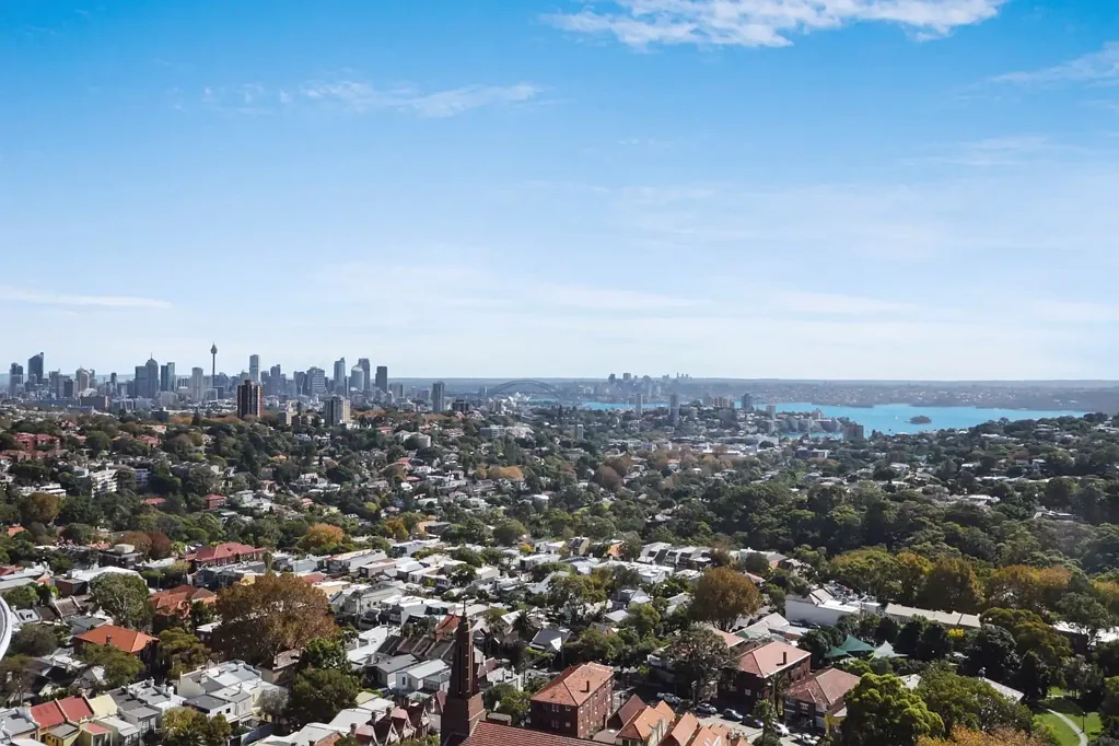 VUE - GUN BARREL HARBOUR VIEWS FROM ONE BED + STUDY APARTMENT