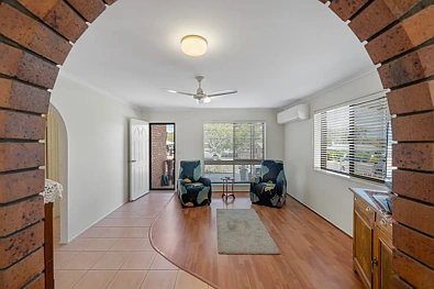 14 Hawthorne Street, West Gladstone, QLD 4680, 3房, 1浴, House