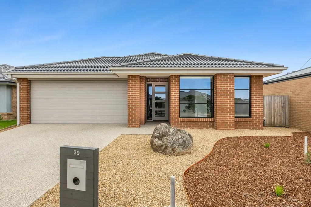 39 Warner Street, Winchelsea, VIC 3241