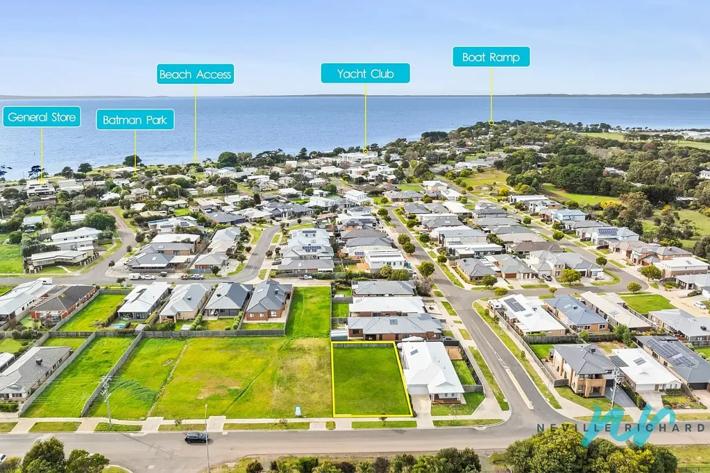 Indented Head Build Your Dream Home - Only 400m to the Beach!
