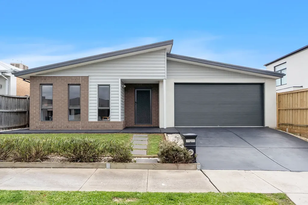 Mickleham 4Zimmer Stylish Family Living