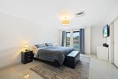 17 McMahon Road, Yagoona, NSW 2199, 4 Bedrooms, 1 Bathrooms, Apartment