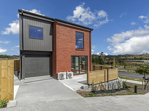 Westgate 4房  Superb New Family Home