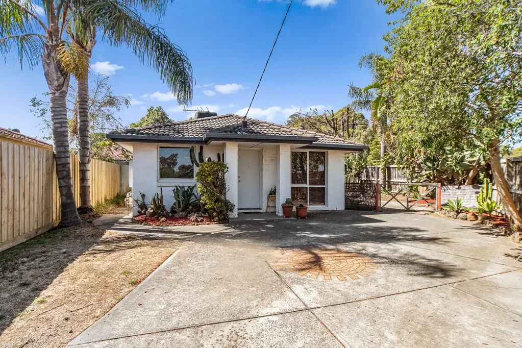 74 Darnley Drive, Skye, VIC 3977