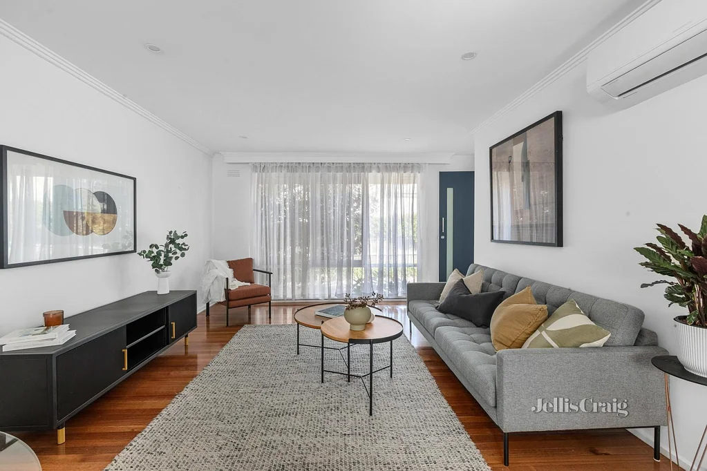 2/72 Holyrood Street, Hampton, VIC 3188