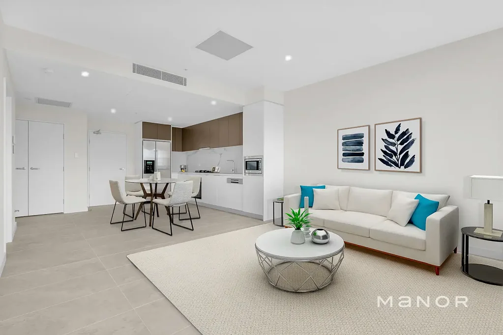 Contemporary Apartment with Resort-Style Amenities
