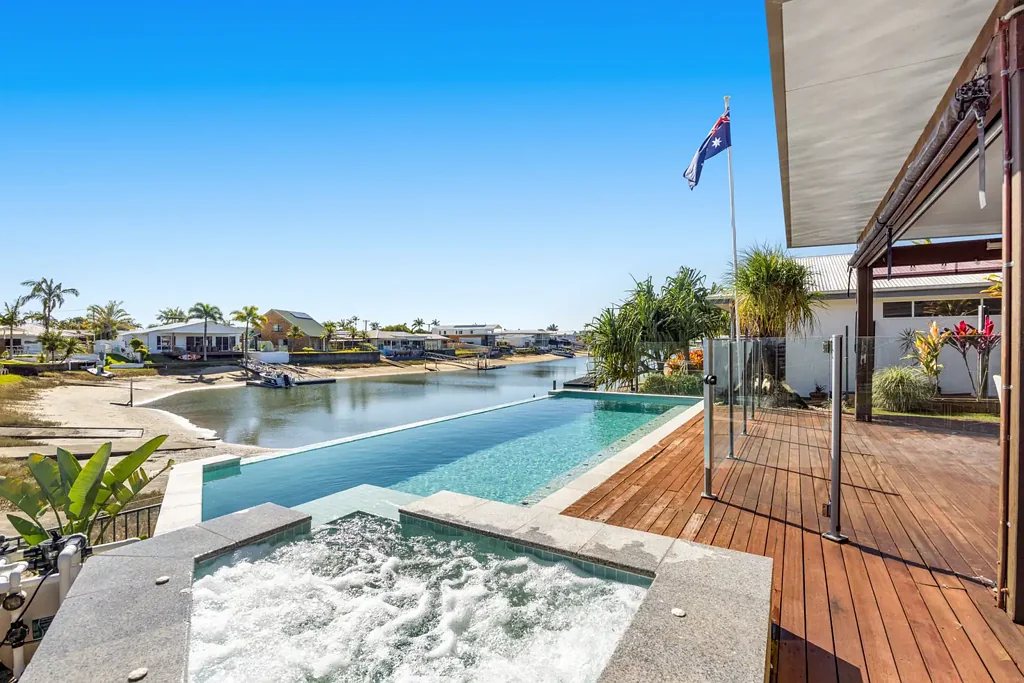 Fully Furnished Waterfront Family Living in the Heart of Mooloolaba!!