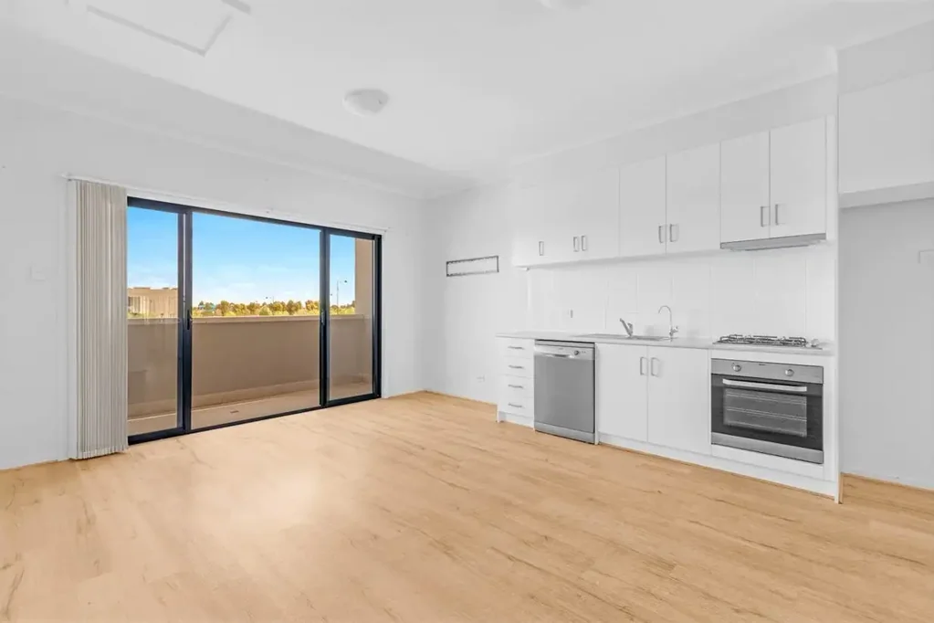 Low Maintenance Modern Townhouse
