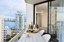 1403/41 Labrador Street, Labrador