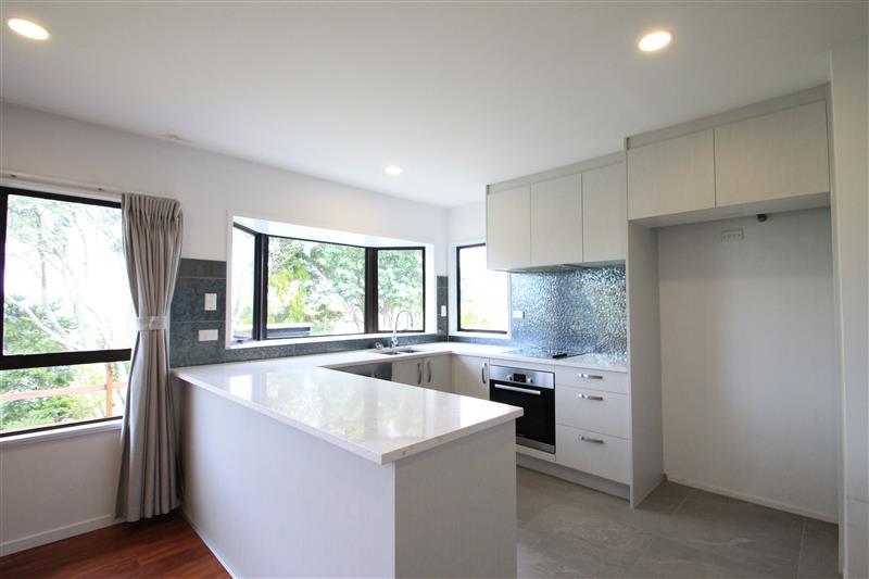 36 Parr Terrace, Castor Bay, Auckland - North Shore, 5 غرف, 0 حمامات, House