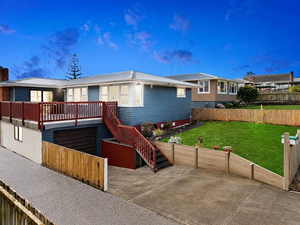 Mount Roskill 3Phòng ngủ Family Home on Freehold Land