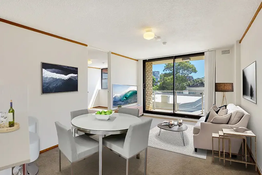 Live a Waterfront Lifestyle with Views, Location and Prestige