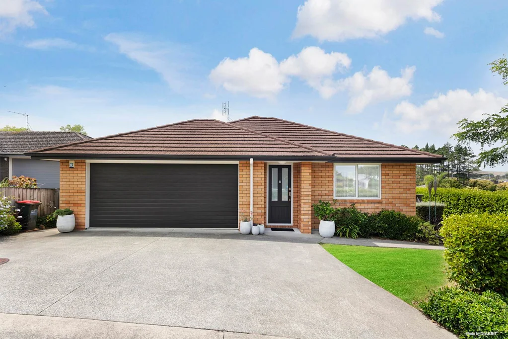 Tuakau 3Kwarto Immaculate, Low-Maintenance Living!