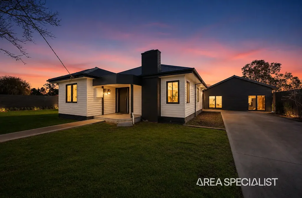 Longwarry 4 Slaapkamer The Brief: 2.3 Acres of Prime Land, Spacious Family Living & Outstanding Future Potential (STCA)