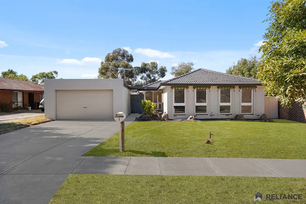 1 Dunvegan Drive, Kurunjang, VIC 3337
