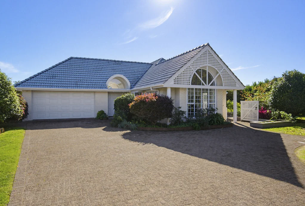 Waikanae 3 Bedroom Refined Living in the Garden Precinct Pocket