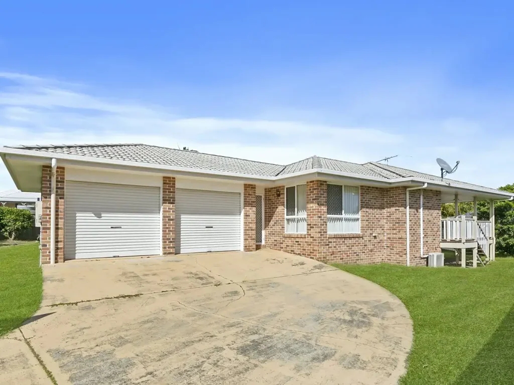 1 Mackerel Street, Sandstone Point, QLD 4511