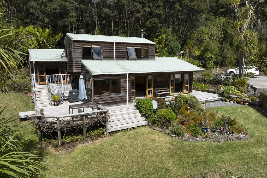 Taupo Bay/Totara North 3房  Your Own Private Hideaway in Totara North