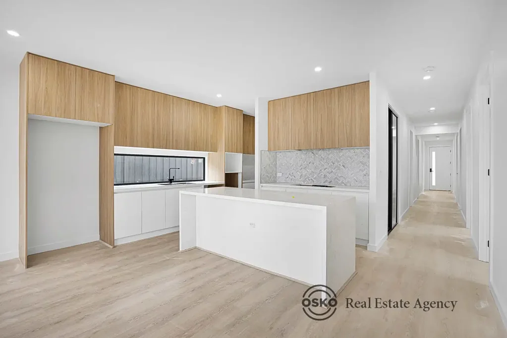 Strathtulloh 4Habitaciones Brand-New Living in a Growing Community Where Convenience is Just Doorsteps Away - Contact today !!!