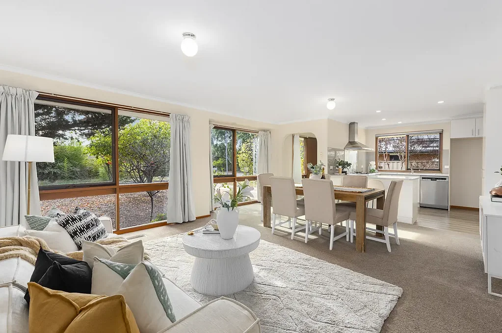 Narrabundah 3房  Quiet Position. Renovated Comfort. Established Narrabundah Living