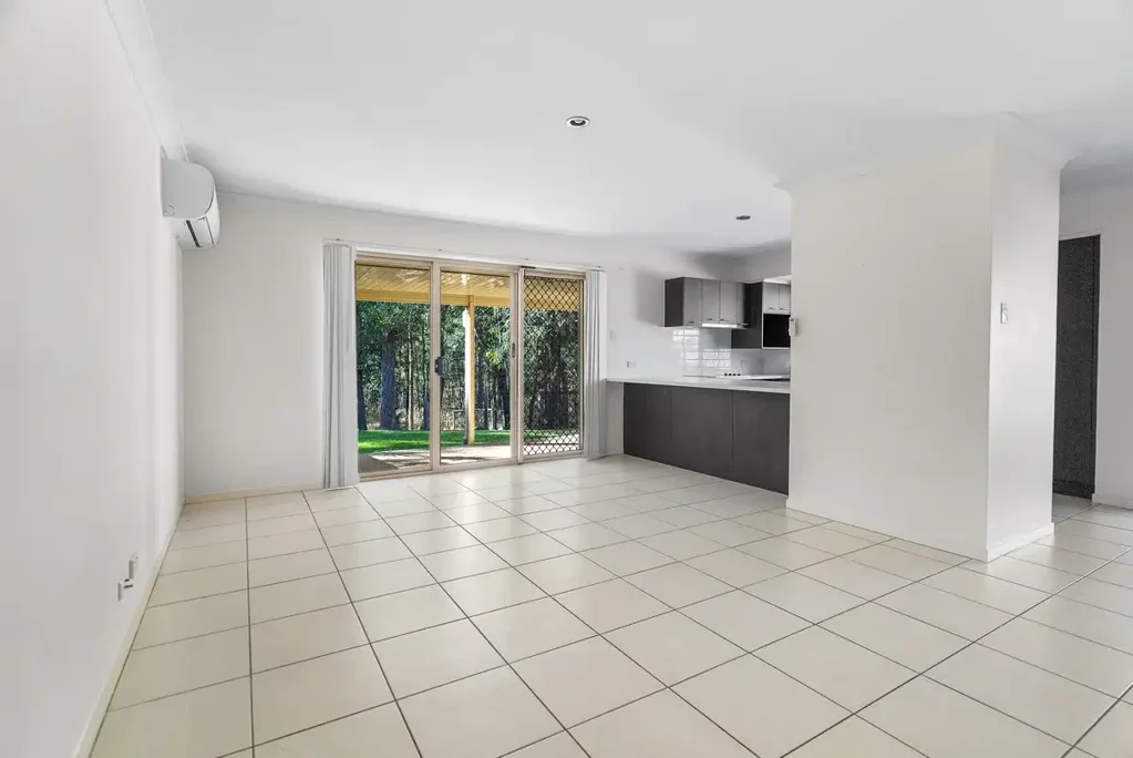 Beaudesert 2Moenga Your Tree Change Awaits!