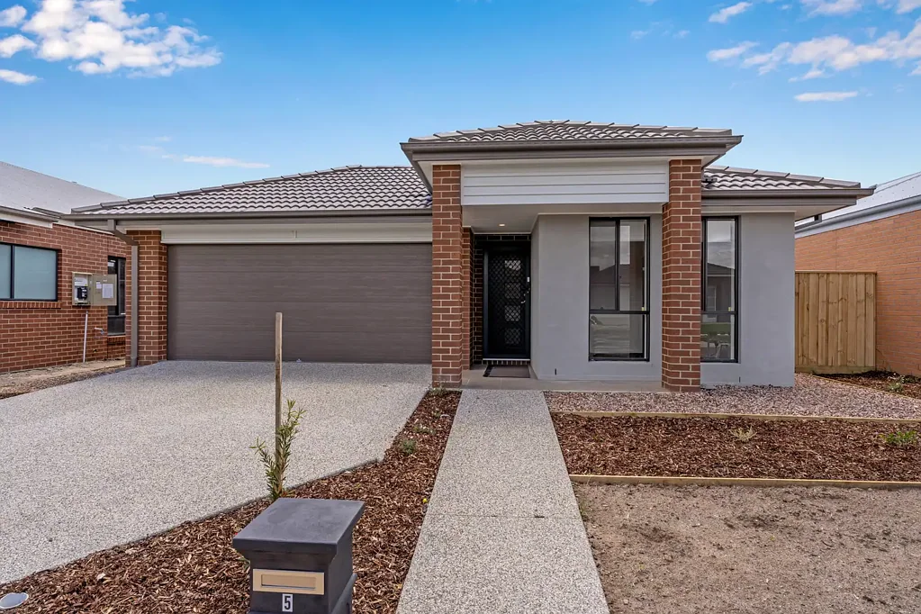 Brand New 4 Bedroom Family Home