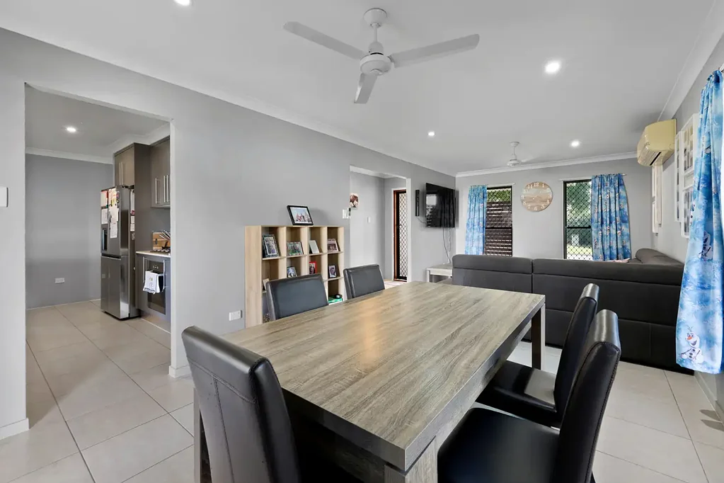 27 O'Neill Place, Marian, QLD 4753