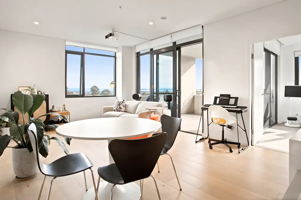 Tallawong 2બેડરૂમ Modern, Sun Drenched Apartment in Prime Location|North Facing Balcony with Unobstructed Views!