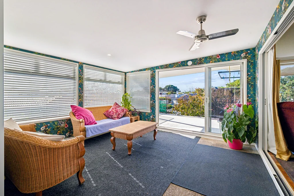 Mangere Bridge 4침실 Space Amplified with Home & Income