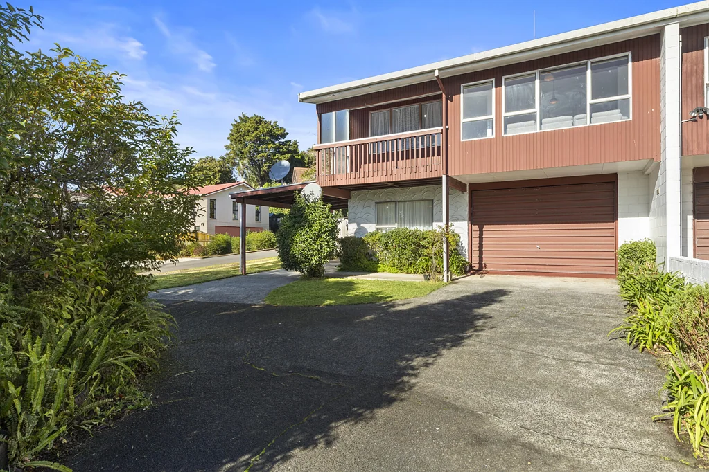 Pukekohe 3غرفة نوم Sun-Filled Living, Superb Location