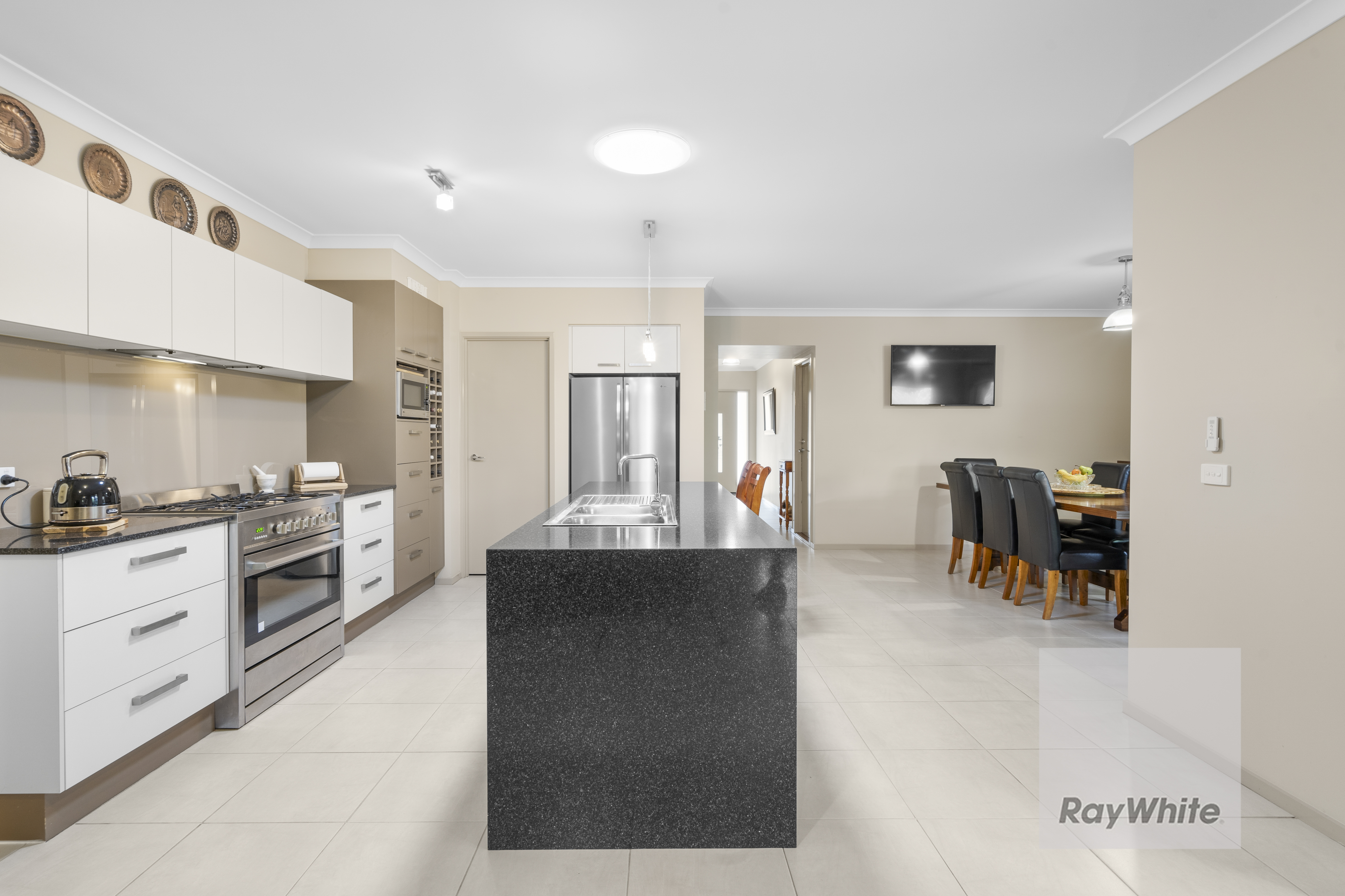 14 APRICOT AV, MERNDA VIC 3754, 0 Kuwarto, 0 Banyo, House