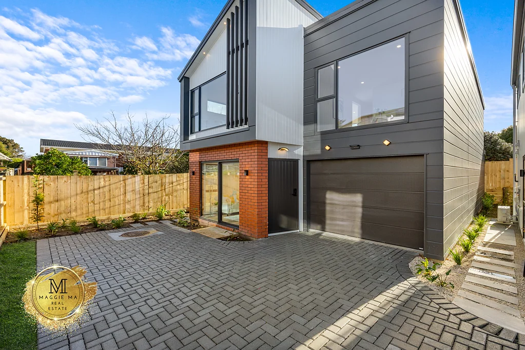 Botany Downs 4房  Committed to Selling - Bring Your Best Offer!