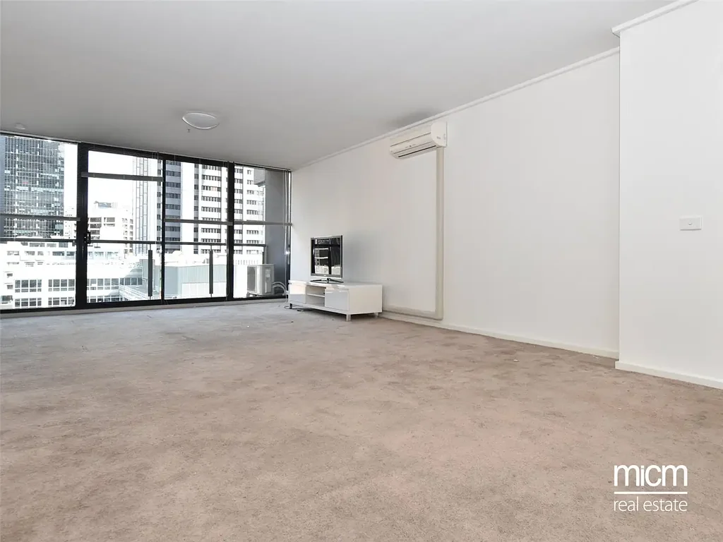 Beautiful Apartment!! Available NOW!!