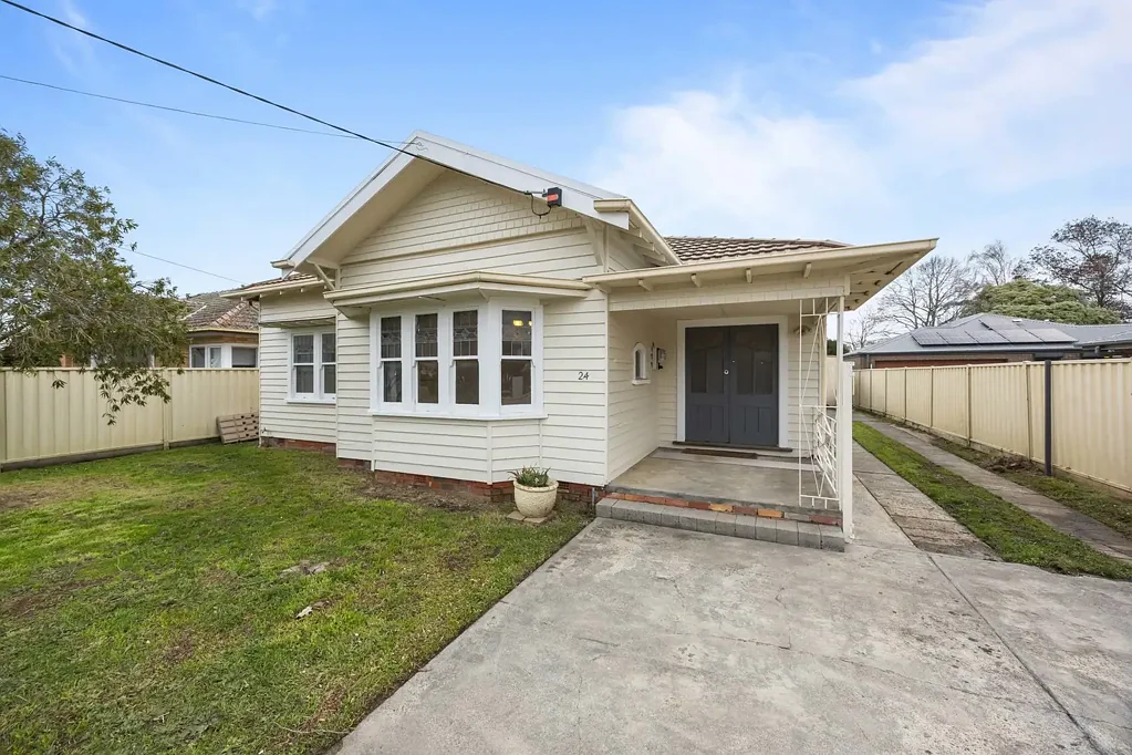 A Charming Californian Bungalow In Popular Old Alfredton