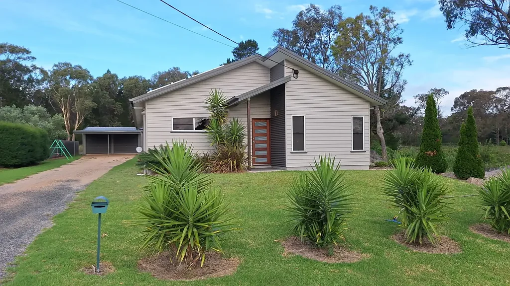 20 Old Caves Rd, Stanthorpe, QLD 4380