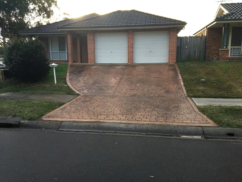 EXCELLENT 3 BEDROOM HOME