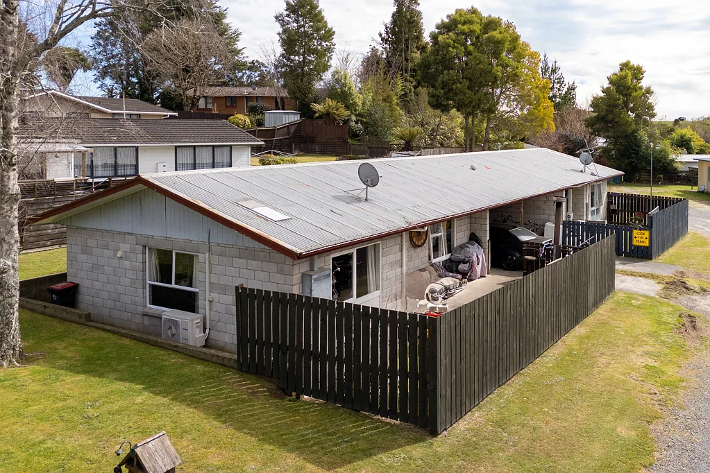 Tokoroa 4ਬੈੱਡਰੂਮ 2 x 2 BEDROOM UNITS - TOKOROA  $590,000