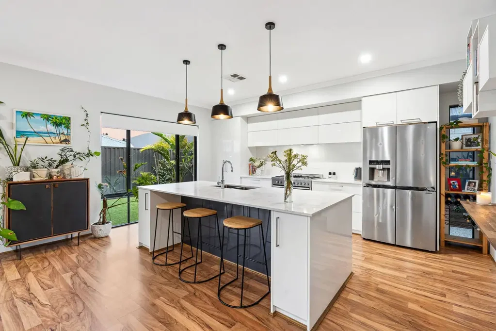 21 Dolomite Road, Treeby, WA 6164