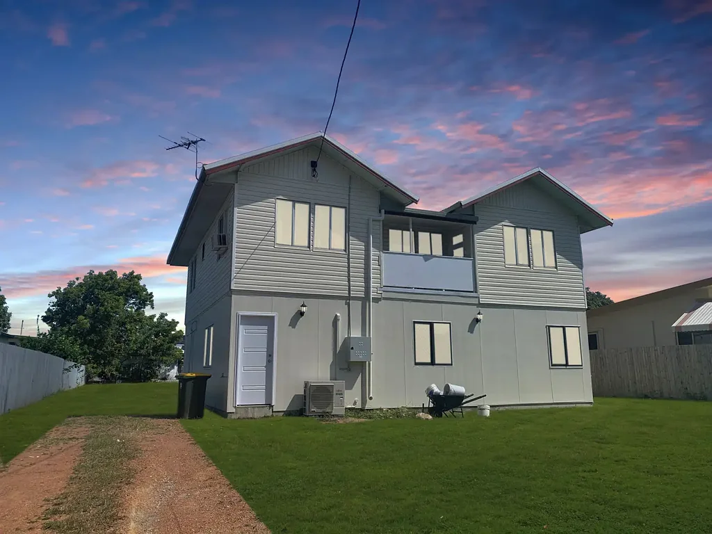Room 2 available | Furnished | Bills included | Close to CBD/army base