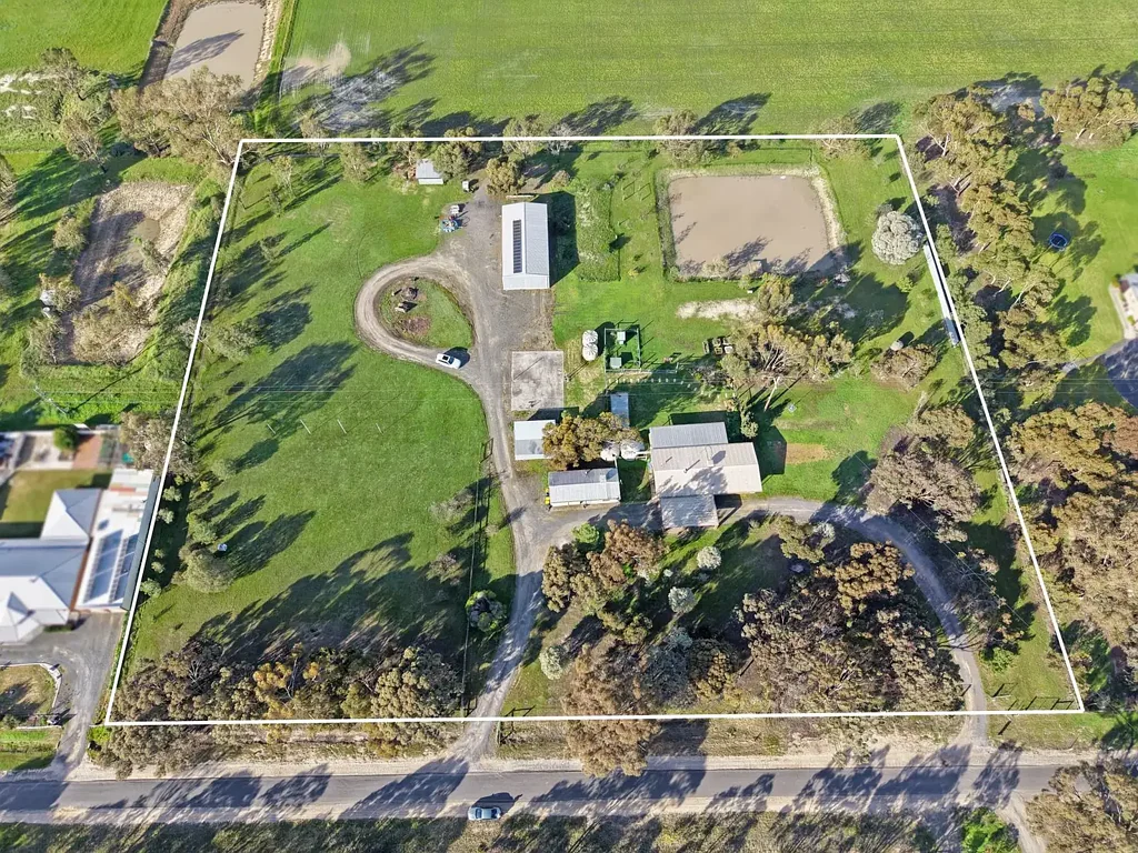 Haven 3房  Lifestyle Living with Exceptional Shedding on 4.47 Acres