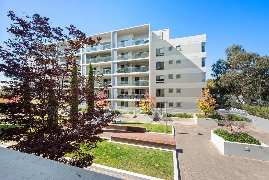 Belconnen 2房  Nest Or Invest