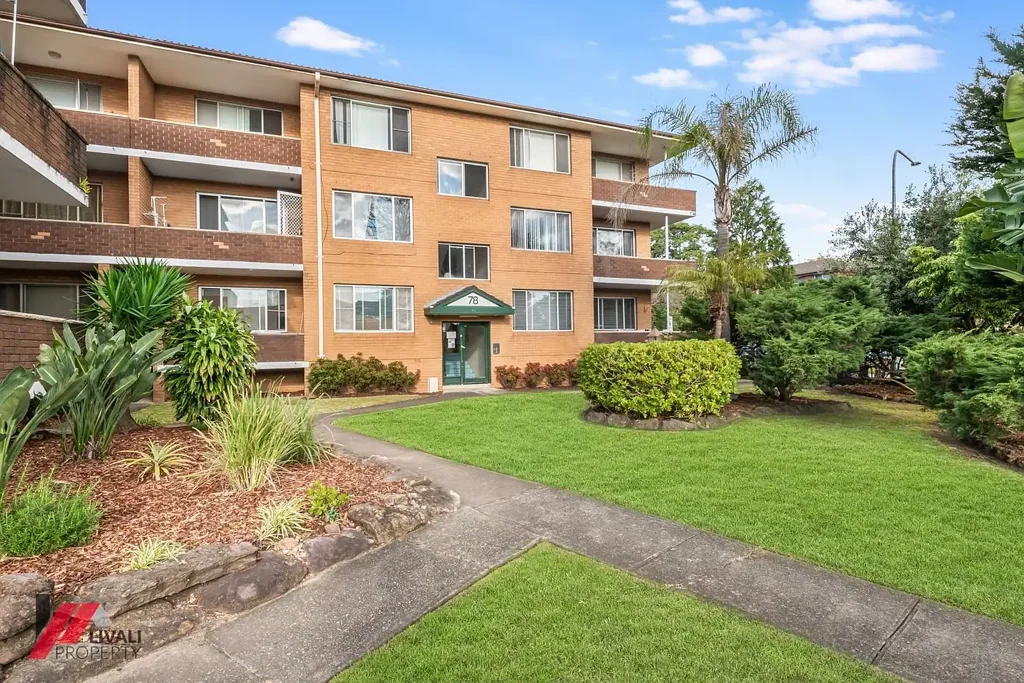 Bright & Refreshed Ground Floor Apartment in Prime Location